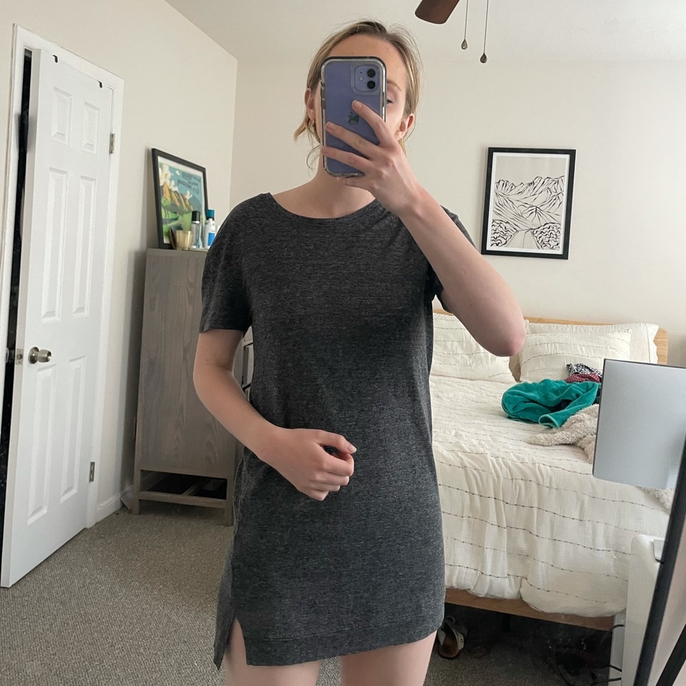 Grey t-shirt dress urban outfitters